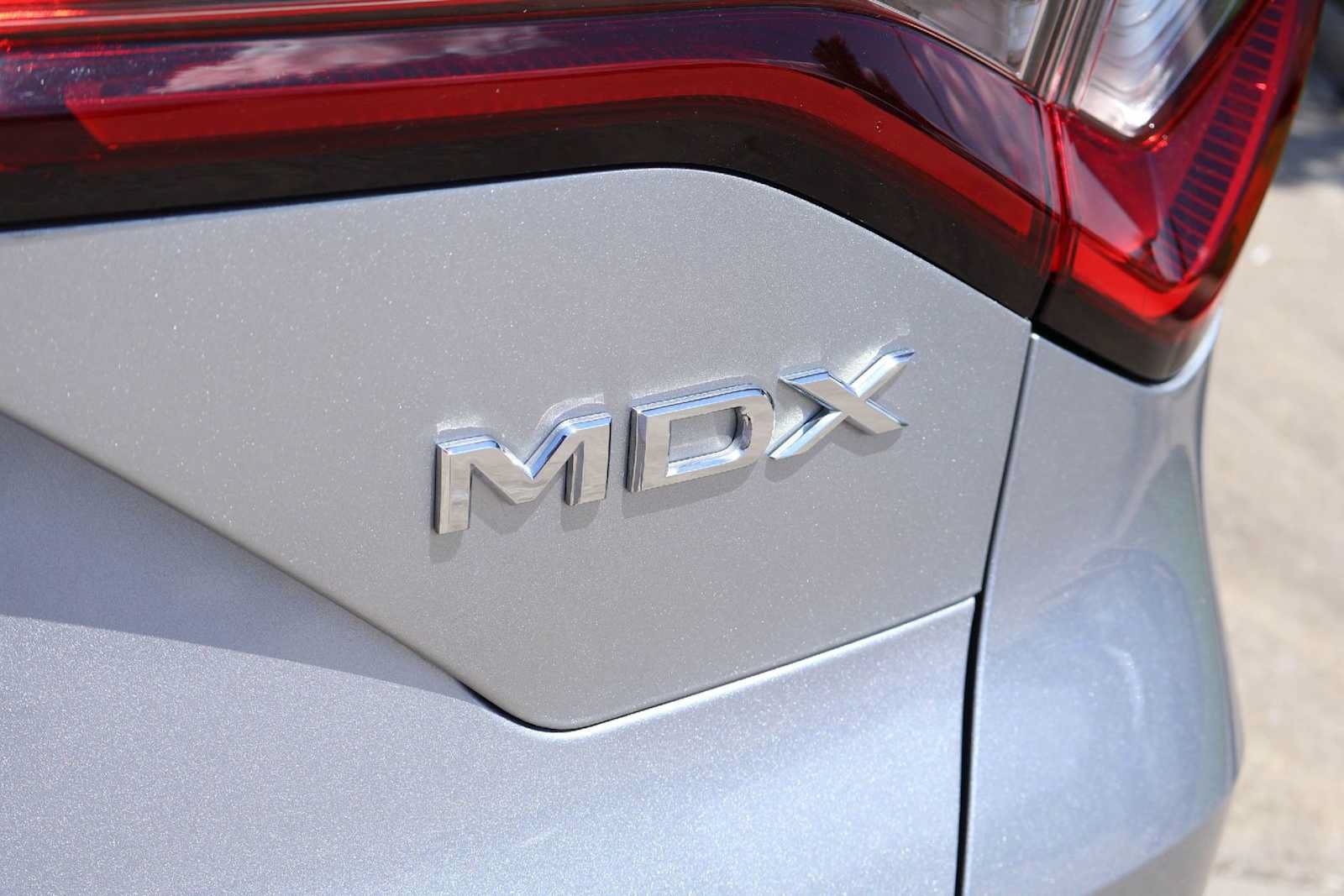 Certified 2026 Acura MDX w/ Technology Package FWD image 7