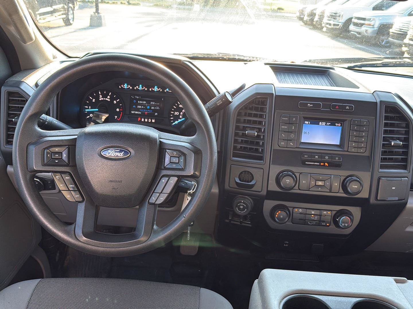 Used 2019 Ford F150 XL w/ Equipment Group 101A Mid RWD image 8