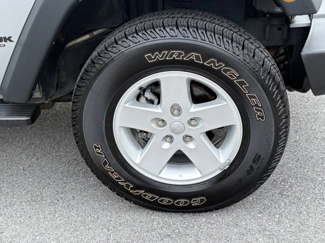 Used 2018 Jeep Wrangler Unlimited Sport S AWD/4WD image 11