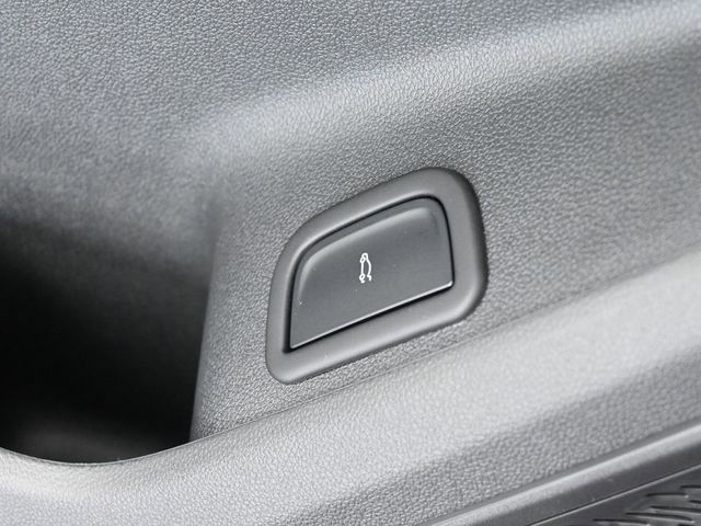 New 2026 Chevrolet Traverse LT w/ Driver Confidence Package image 35