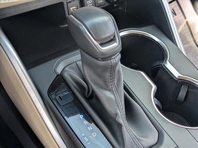 Used 2020 Toyota Highlander XLE image 9