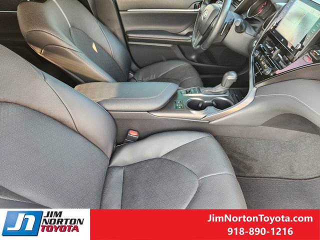 Used 2023 Toyota Camry XSE w/ Navigation Package FWD image 15