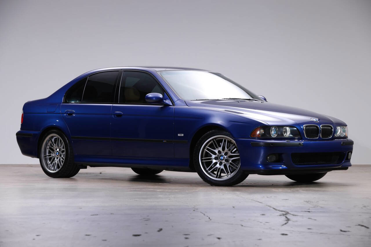 Used 2002 BMW M5 image 3