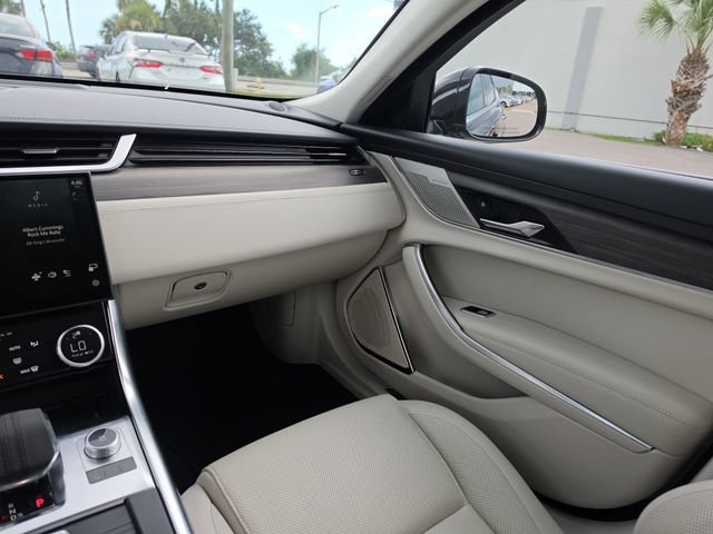 Used 2022 Jaguar XF S RWD image 11