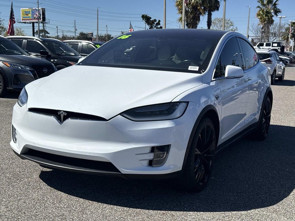 Used 2016 Tesla Model X Performance image 8