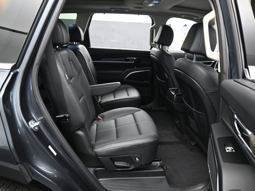 Used 2024 Kia Telluride SX image 45