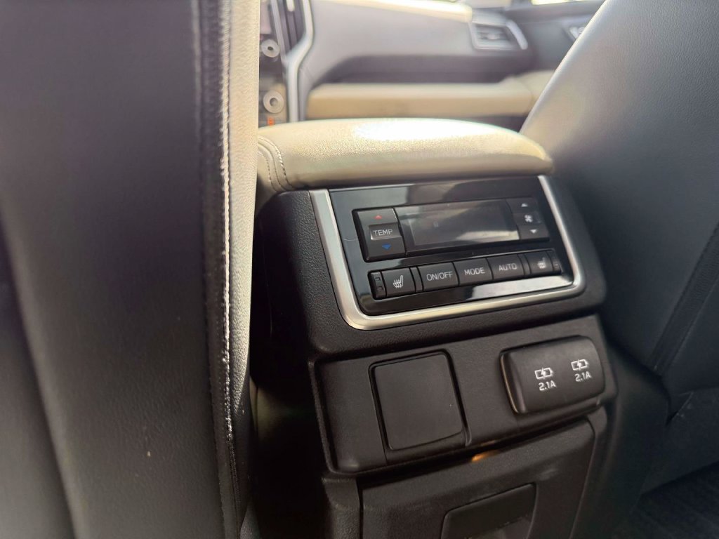 Used 2019 Subaru Ascent Limited AWD/4WD image 14