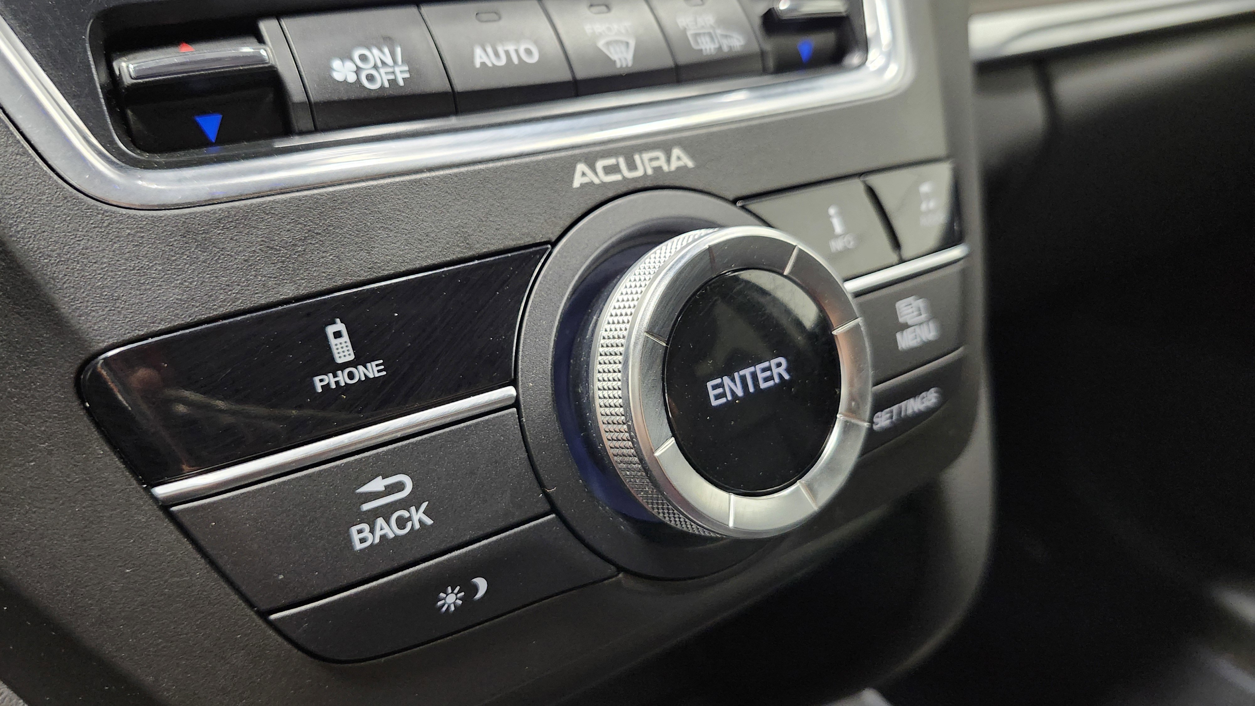 Used 2016 Acura MDX SH-AWD image 34