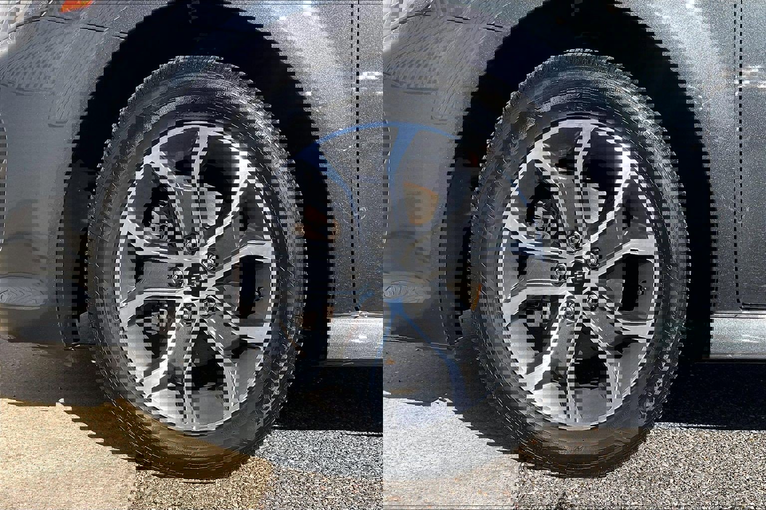 Used 2020 Chevrolet Sonic LT w/ Convenience Package image 11