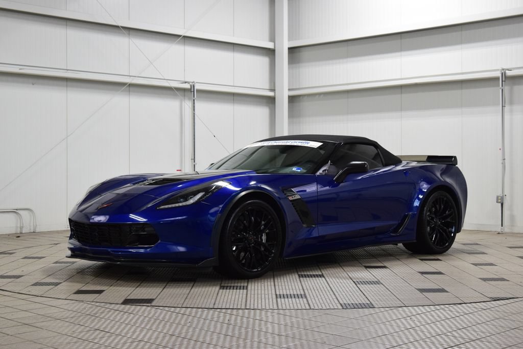 Used 2016 Chevrolet Corvette Z06 w/ Z07 Performance Package RWD image 3