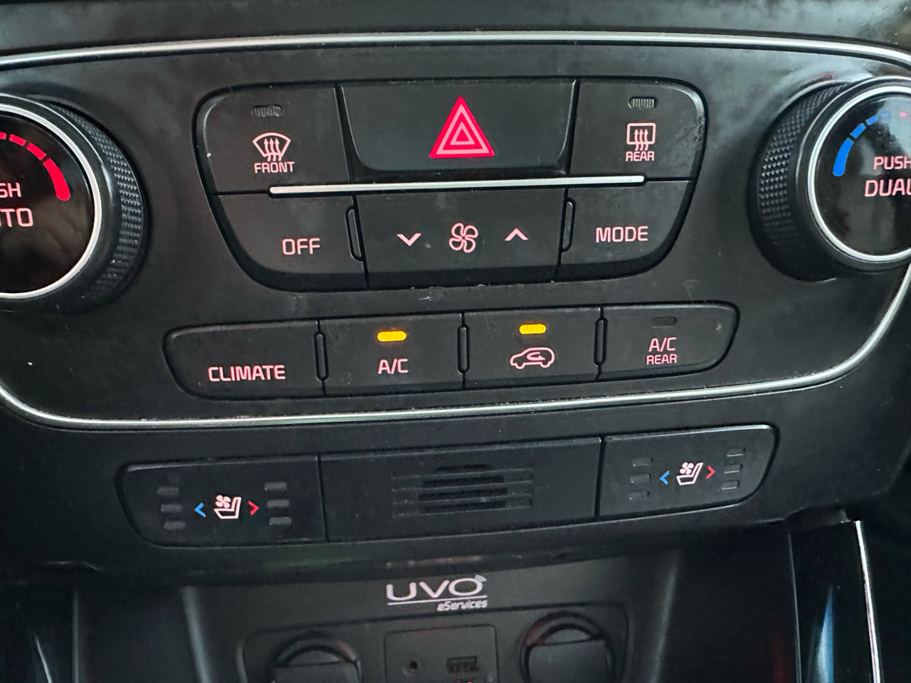 Used 2014 Kia Sorento SX w/ 3rd Row Package image 30