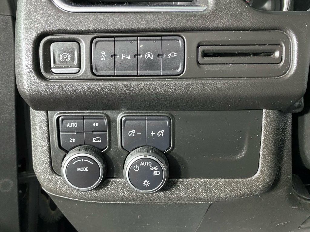 Used 2021 Chevrolet Tahoe RST AWD/4WD image 23