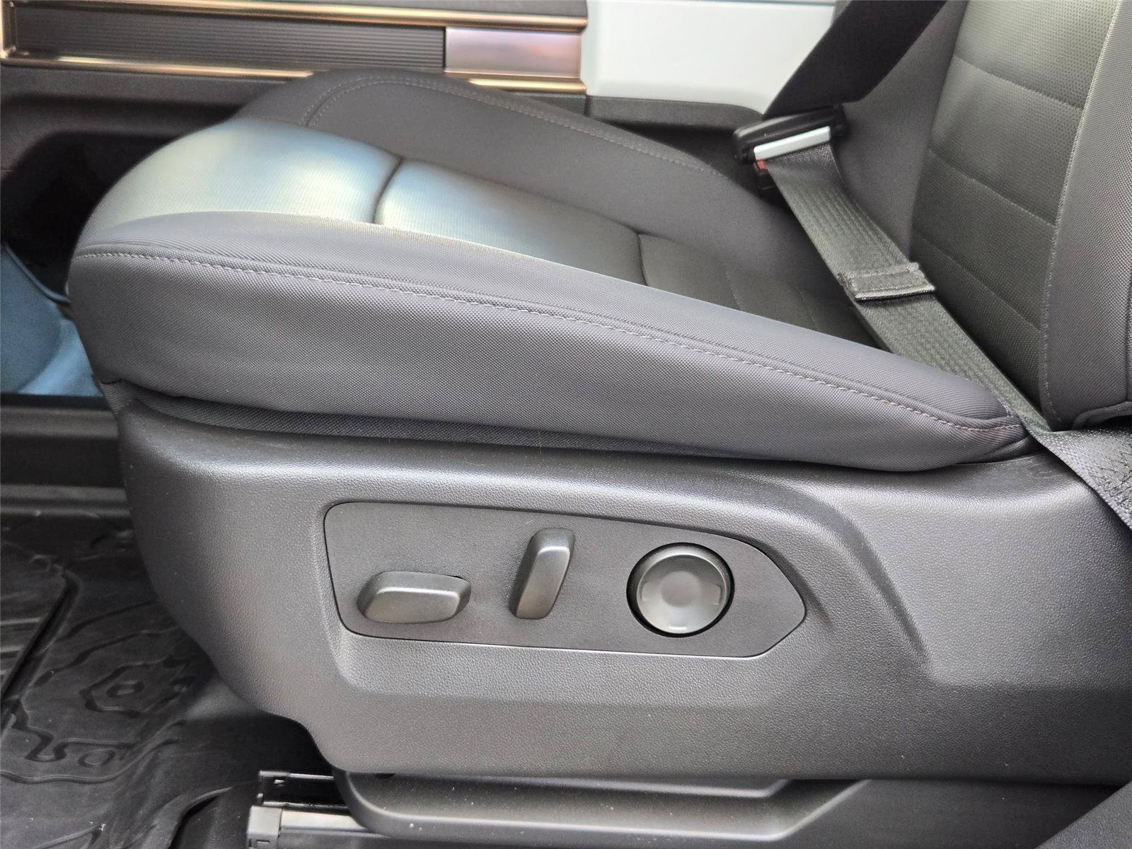 Used 2025 GMC Hummer EV 3X AWD/4WD image 28
