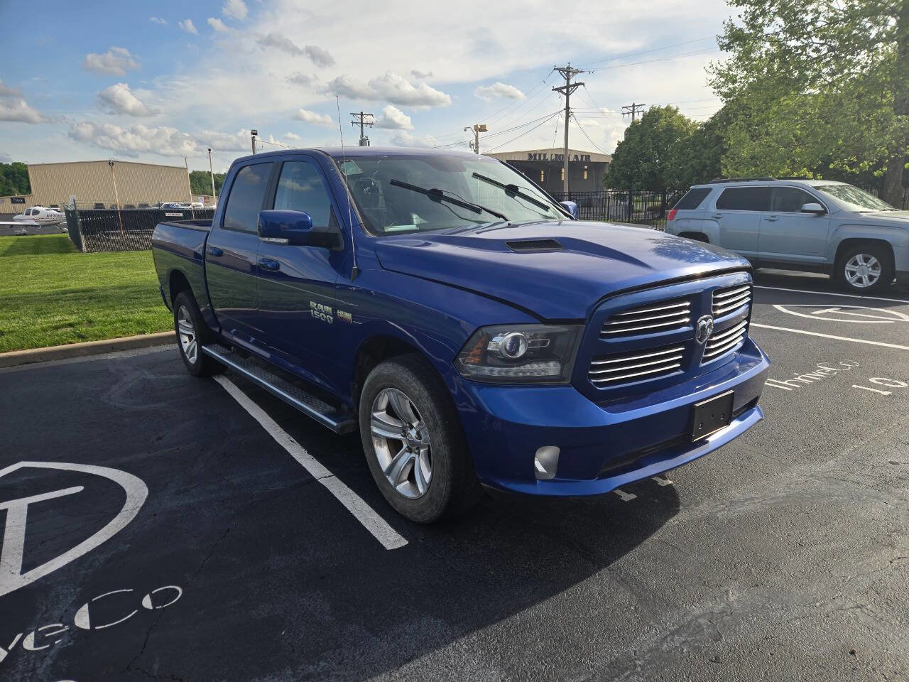 Used 2014 RAM 1500 Sport w/ Convenience Group AWD/4WD image 4