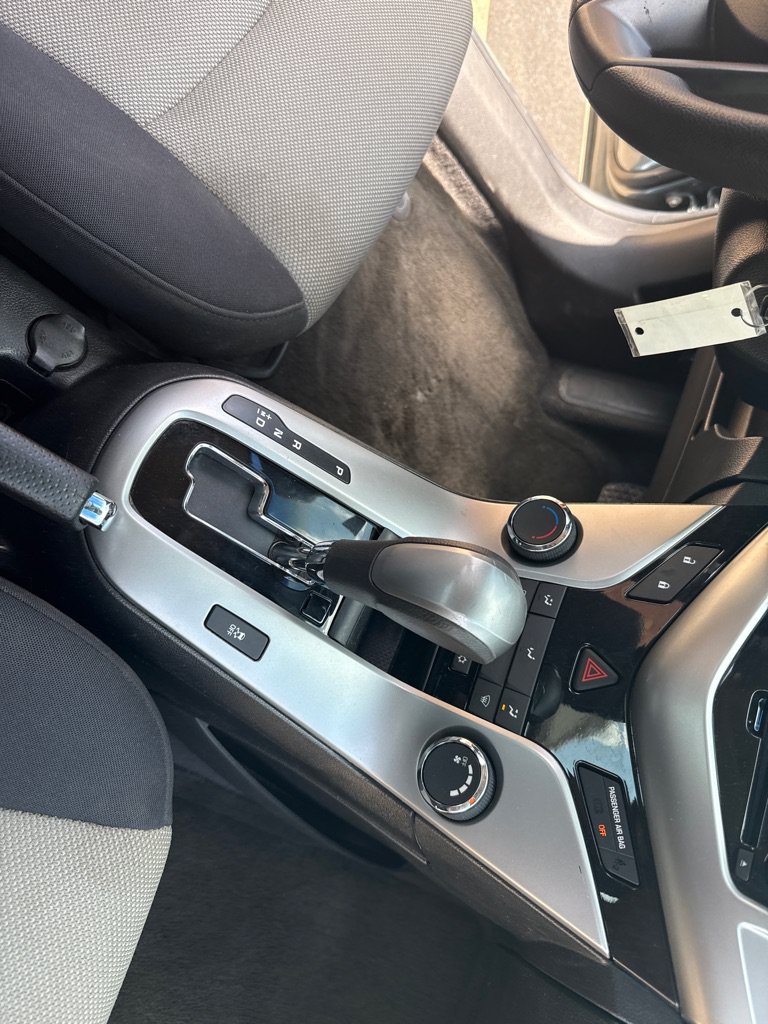 Used 2012 Chevrolet Cruze LS w/ Connectivity Package FWD image 15