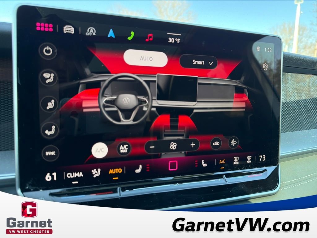 Certified 2025 Volkswagen Tiguan SE R-Line image 39