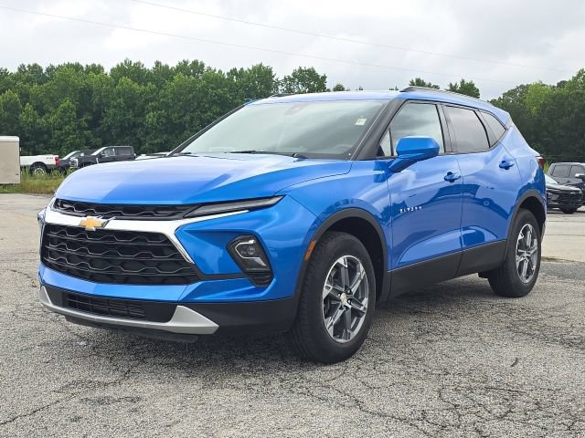 Used 2024 Chevrolet Blazer LT w/ Convenience Package FWD image 1