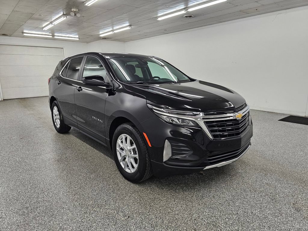 Certified 2024 Chevrolet Equinox LT FWD image 3