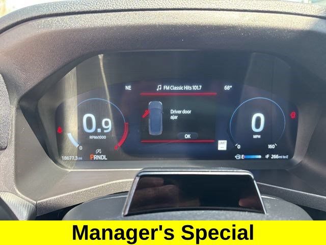 Used 2025 Ford Explorer ST-Line w/ ST-Line Street Pack AWD/4WD image 15