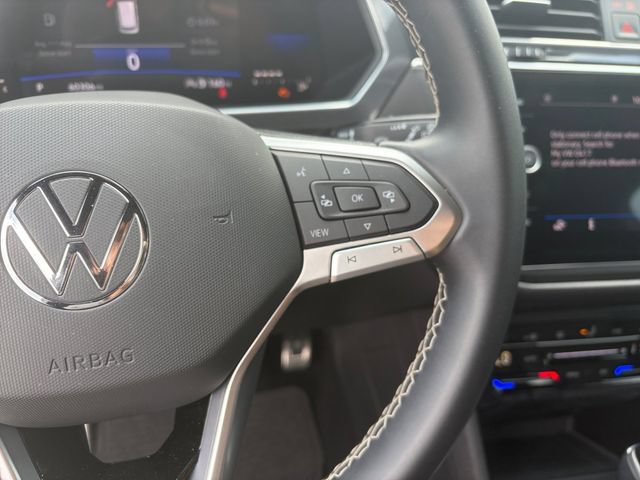 Used 2023 Volkswagen Tiguan SE R-Line FWD image 8
