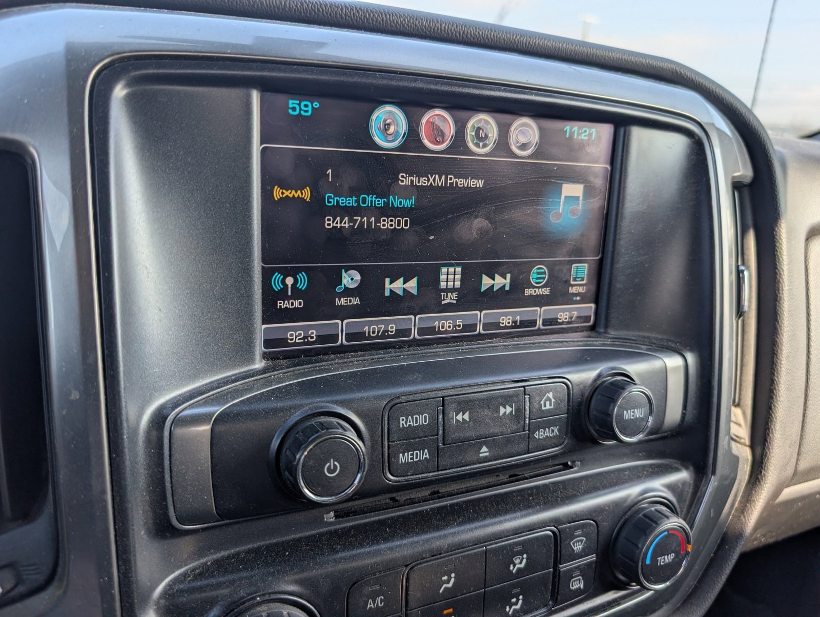 Used 2016 Chevrolet Silverado 1500 LT image 9