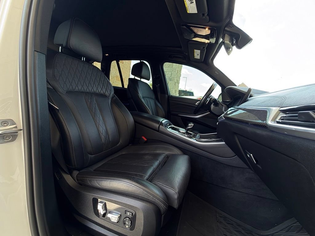 Used 2023 BMW X5 M50i w/ Parking Assistance Package AWD/4WD image 24