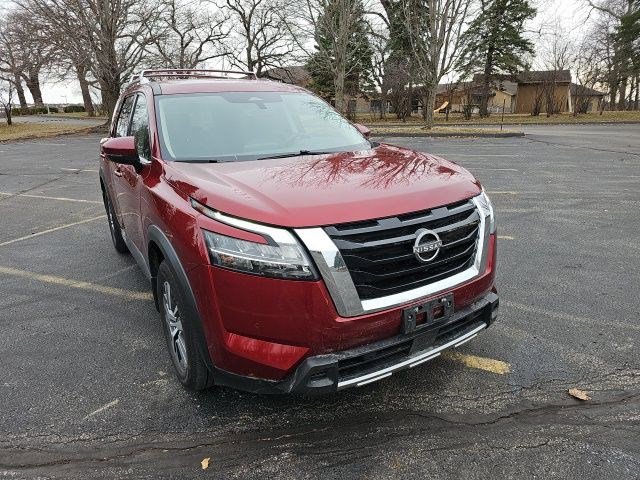 Used 2023 Nissan Pathfinder SL image 8
