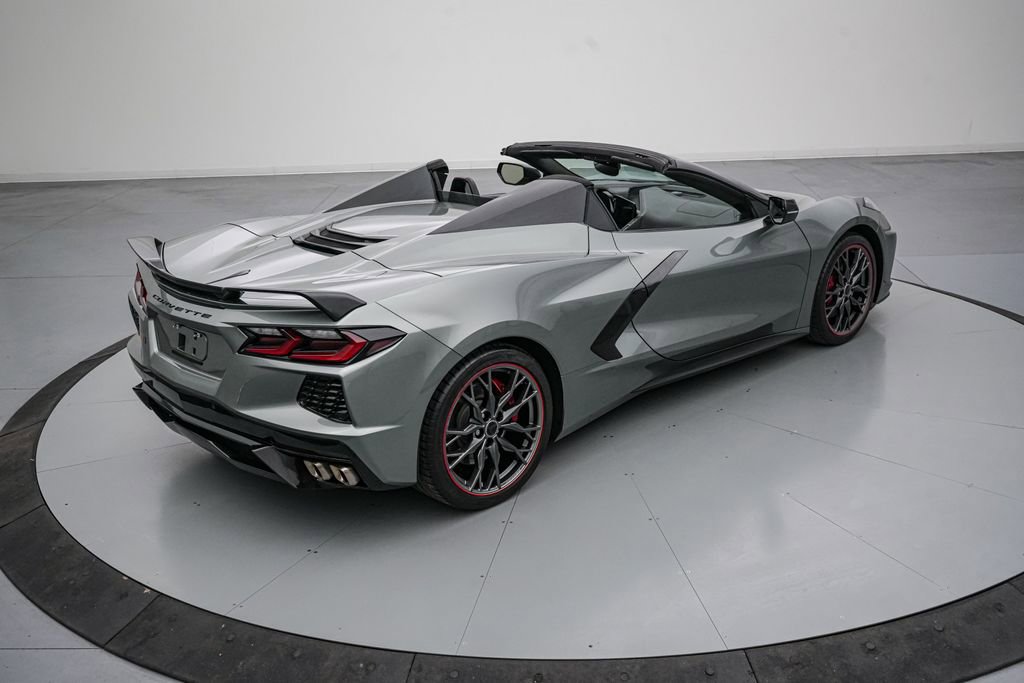 Used 2022 Chevrolet Corvette Stingray Premium Conv w/ Z51 Performance Package RWD image 5