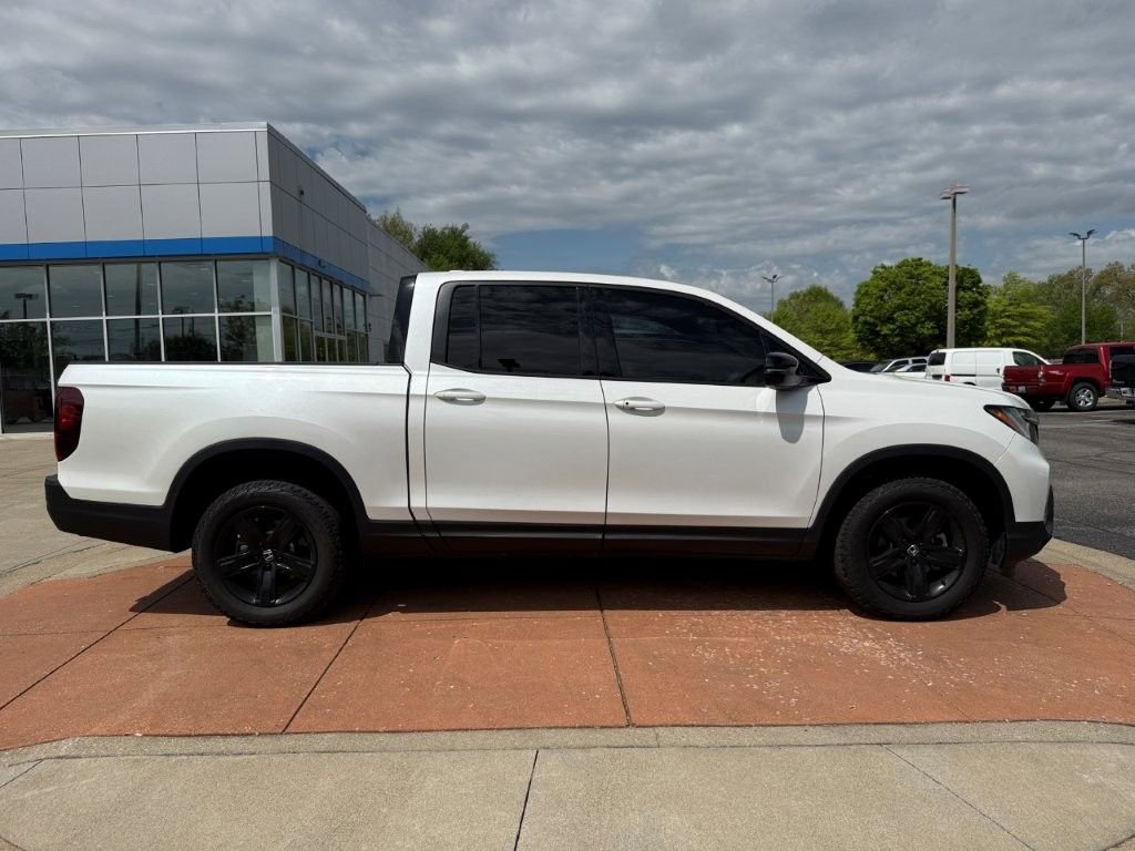 Used 2023 Honda Ridgeline Black Edition image 9