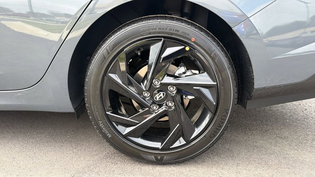 New 2026 Hyundai Elantra Sport image 18