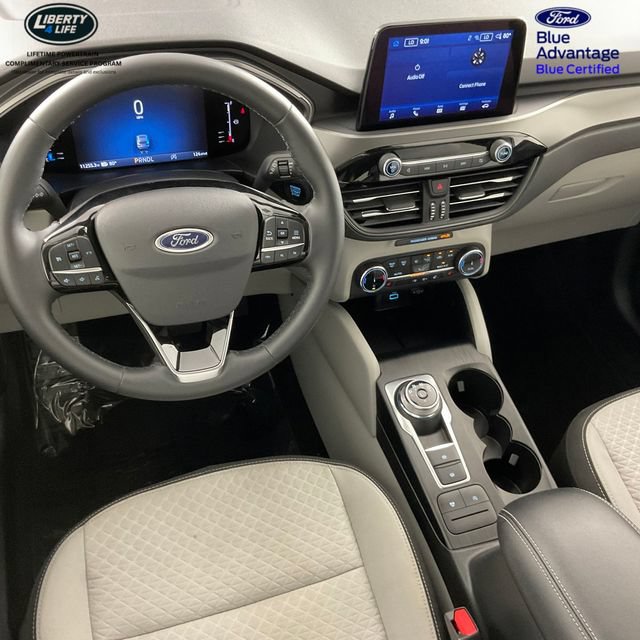 Certified 2023 Ford Escape Active AWD/4WD image 32