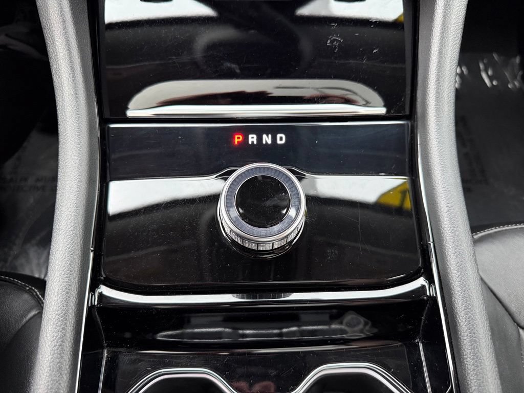 Used 2021 Jeep Grand Cherokee L Limited RWD image 32