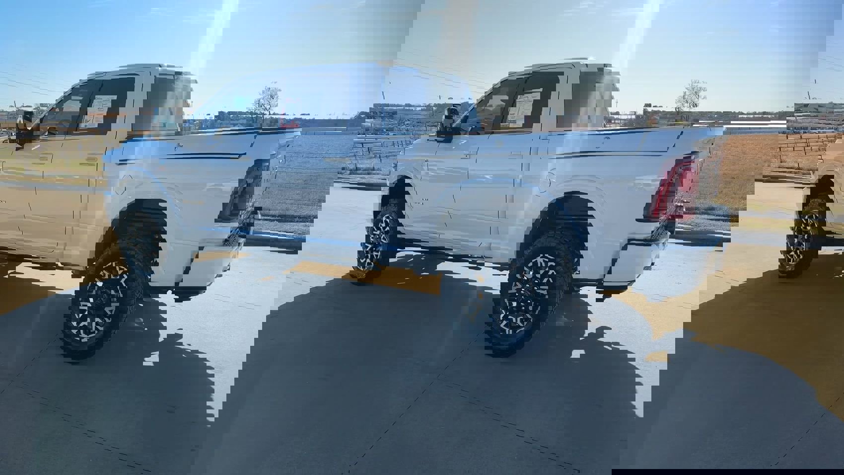 Used 2025 RAM 2500 Limited image 7