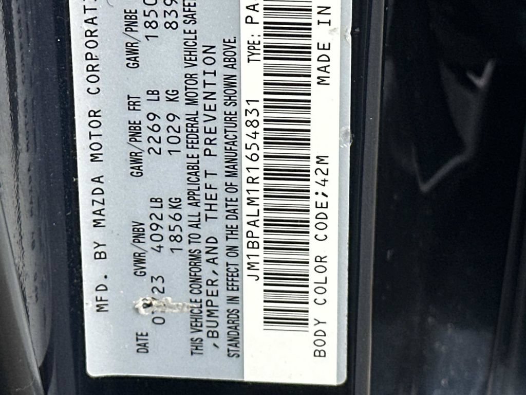 Used 2024 MAZDA MAZDA3 s FWD image 38