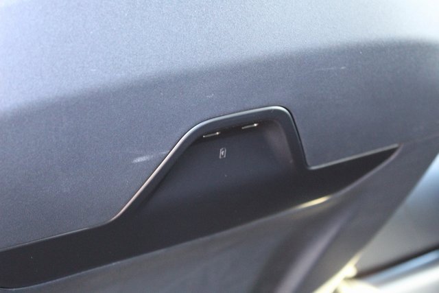 Certified 2024 Lincoln Nautilus Reserve w/ Equipment Group 202A image 19