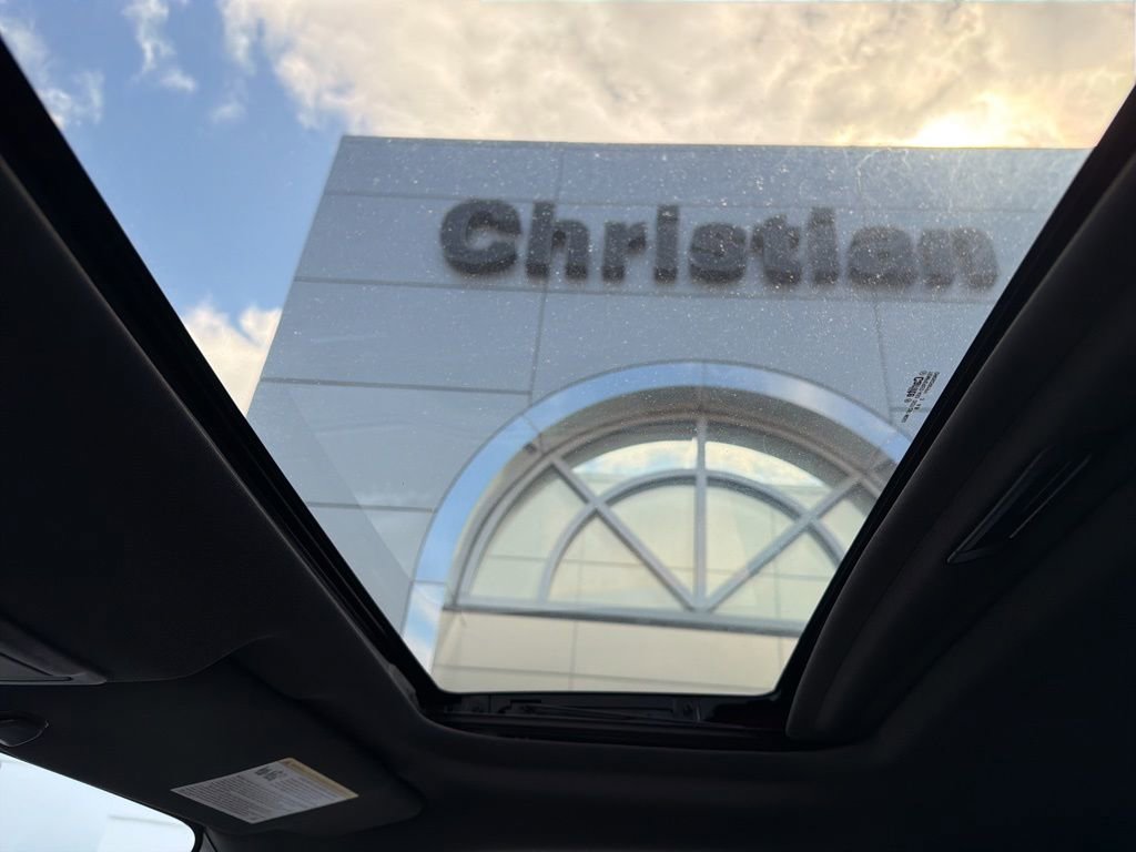 Used 2013 Ford F150 FX4 w/ Mid Equipment Group image 19