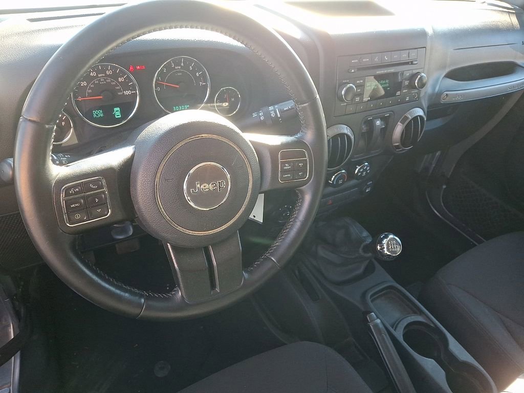 Used 2018 Jeep Wrangler Sport image 11