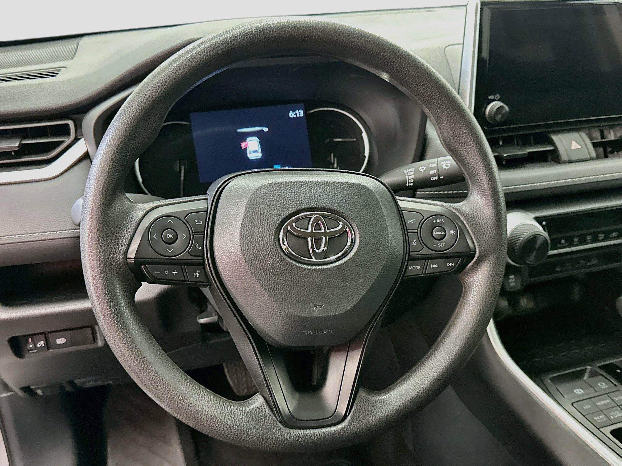 Used 2025 Toyota RAV4 LE AWD/4WD image 18
