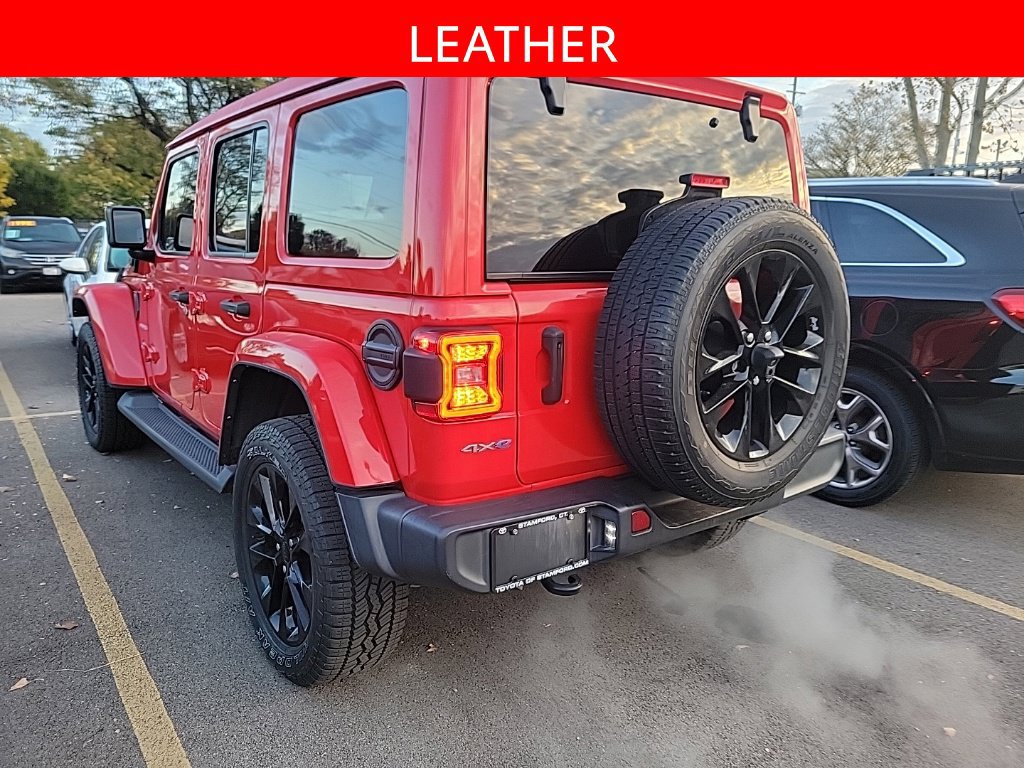 Used 2021 Jeep Wrangler Unlimited Sahara w/ Cold Weather Group AWD/4WD image 4