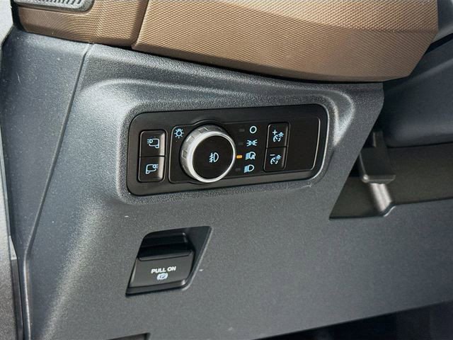 Used 2023 Ford Bronco Outer Banks image 10