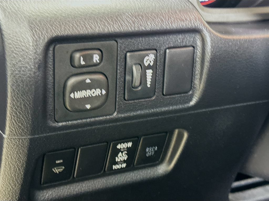 Used 2012 Toyota 4Runner Limited AWD/4WD image 11