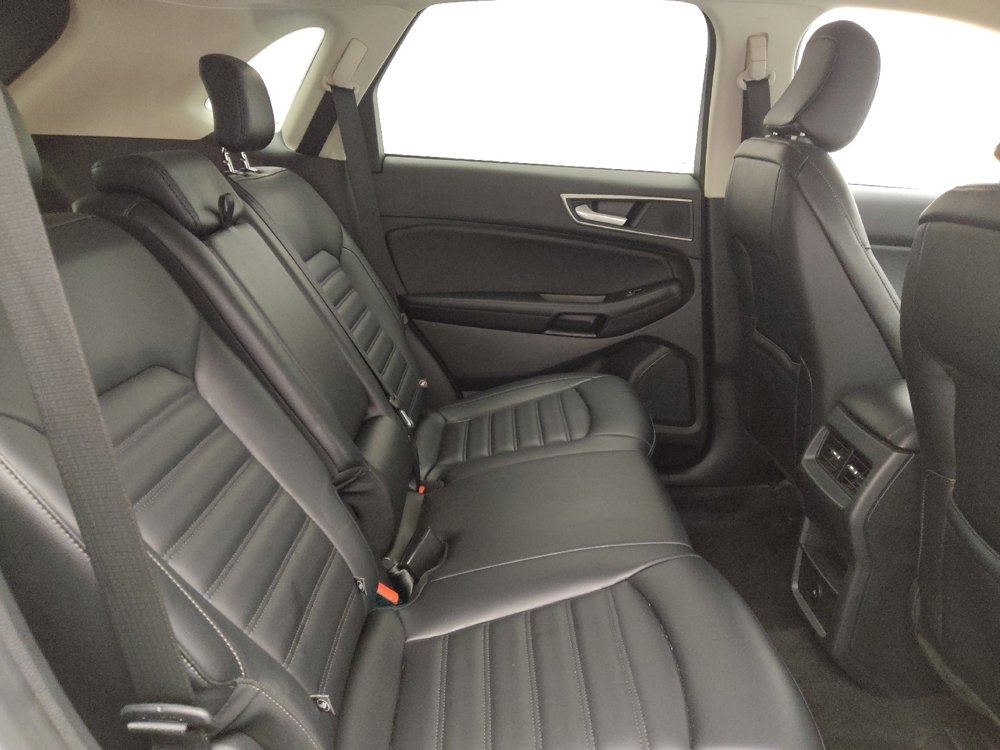 Used 2024 Ford Edge SEL image 19