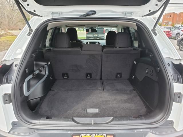 Used 2016 Jeep Cherokee Latitude w/ Safety/Convenience Group image 4