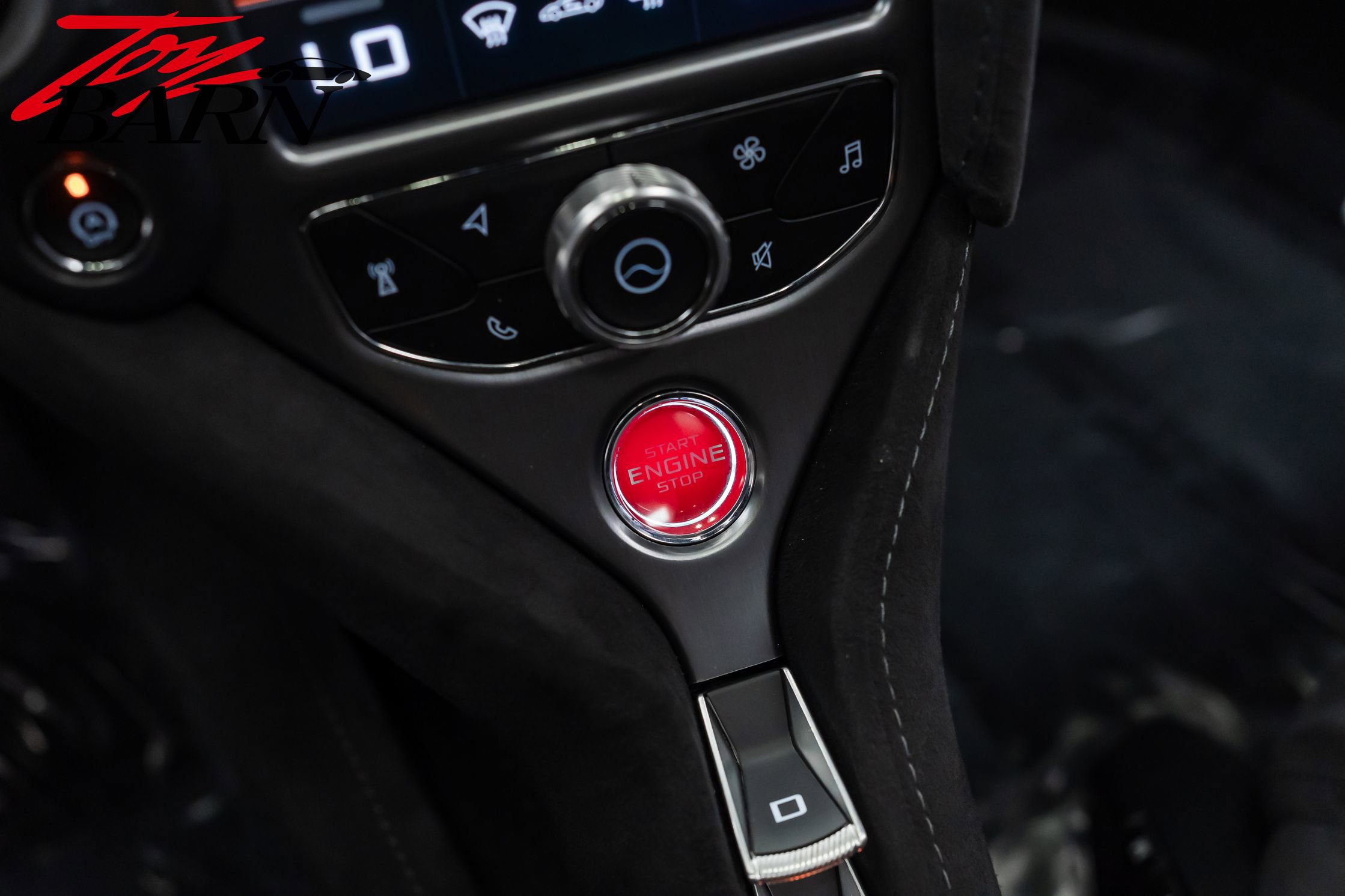 Used 2018 McLaren 720S Performance image 38