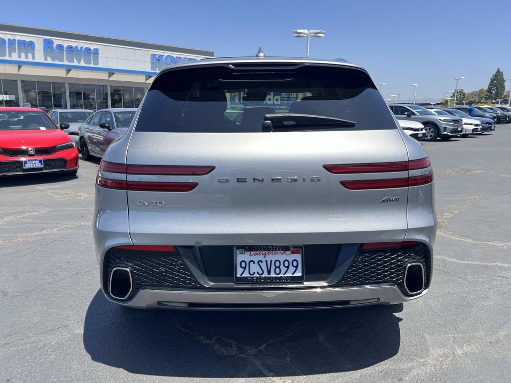 Used 2023 Genesis GV70 2.5T w/ Select Package AWD/4WD image 26