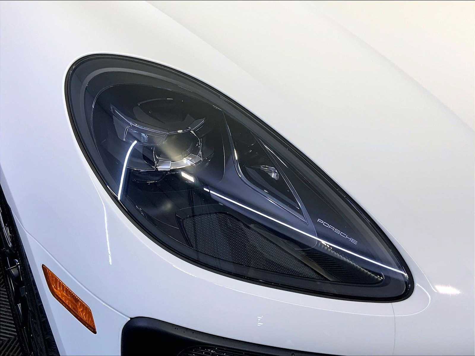 Certified 2021 Porsche Macan GTS AWD/4WD image 12