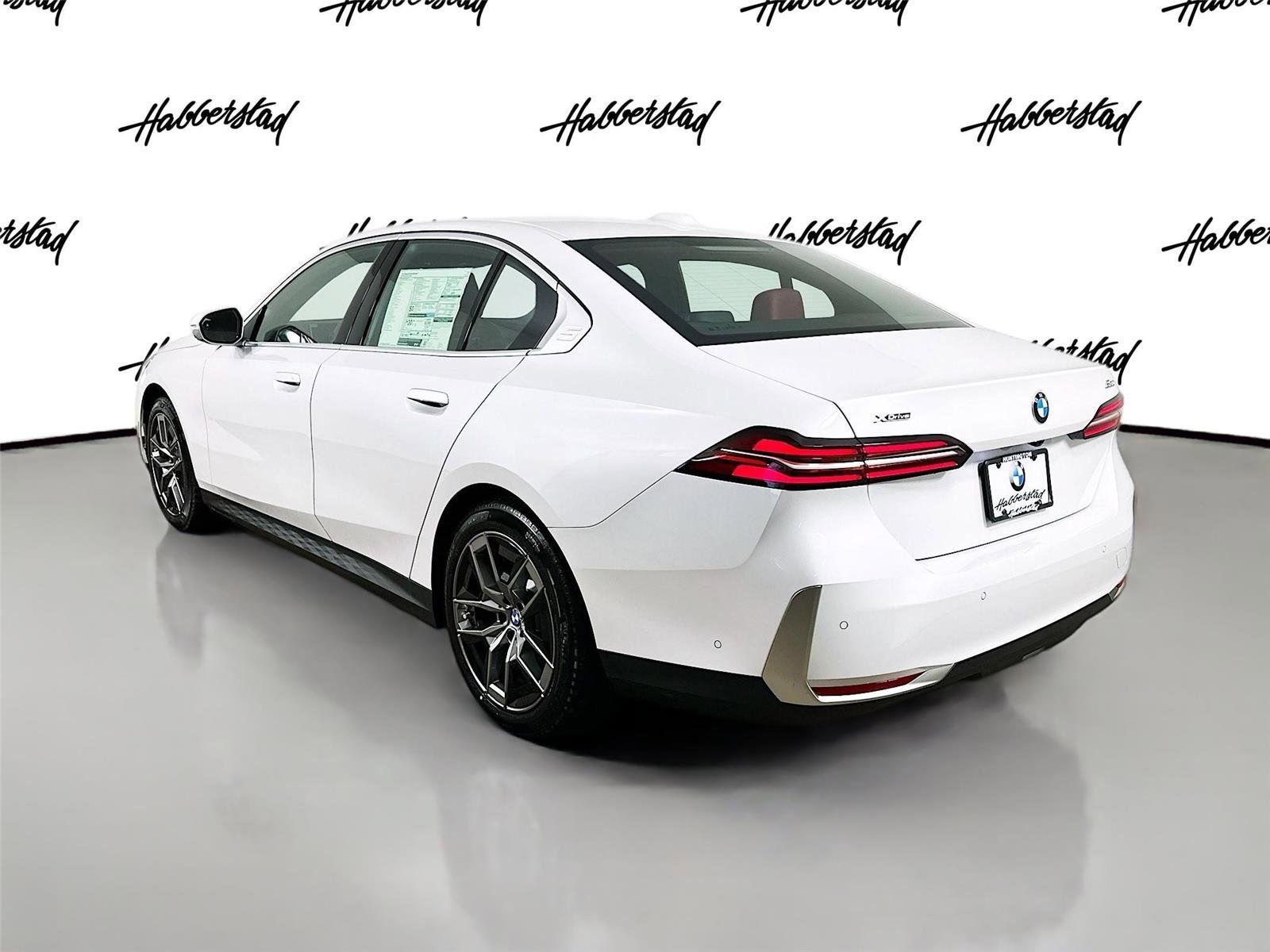 New 2026 BMW 530i xDrive w/ Premium Package image 7