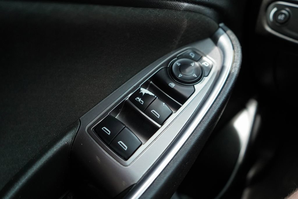 Used 2021 Chevrolet Malibu LT FWD image 25