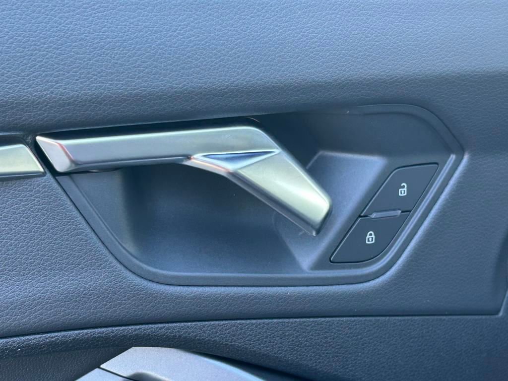 New 2025 Audi Q3 2.0T Premium image 58