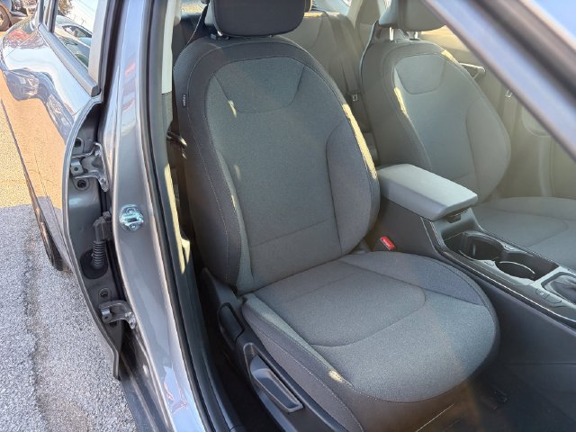 Used 2025 Kia K4 FWD image 27